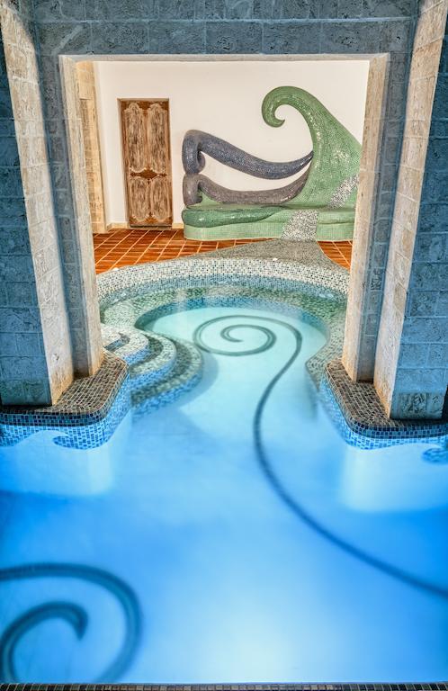 The Maji Beach Boutique Hotel -Adults Only Диани-Бич Экстерьер фото