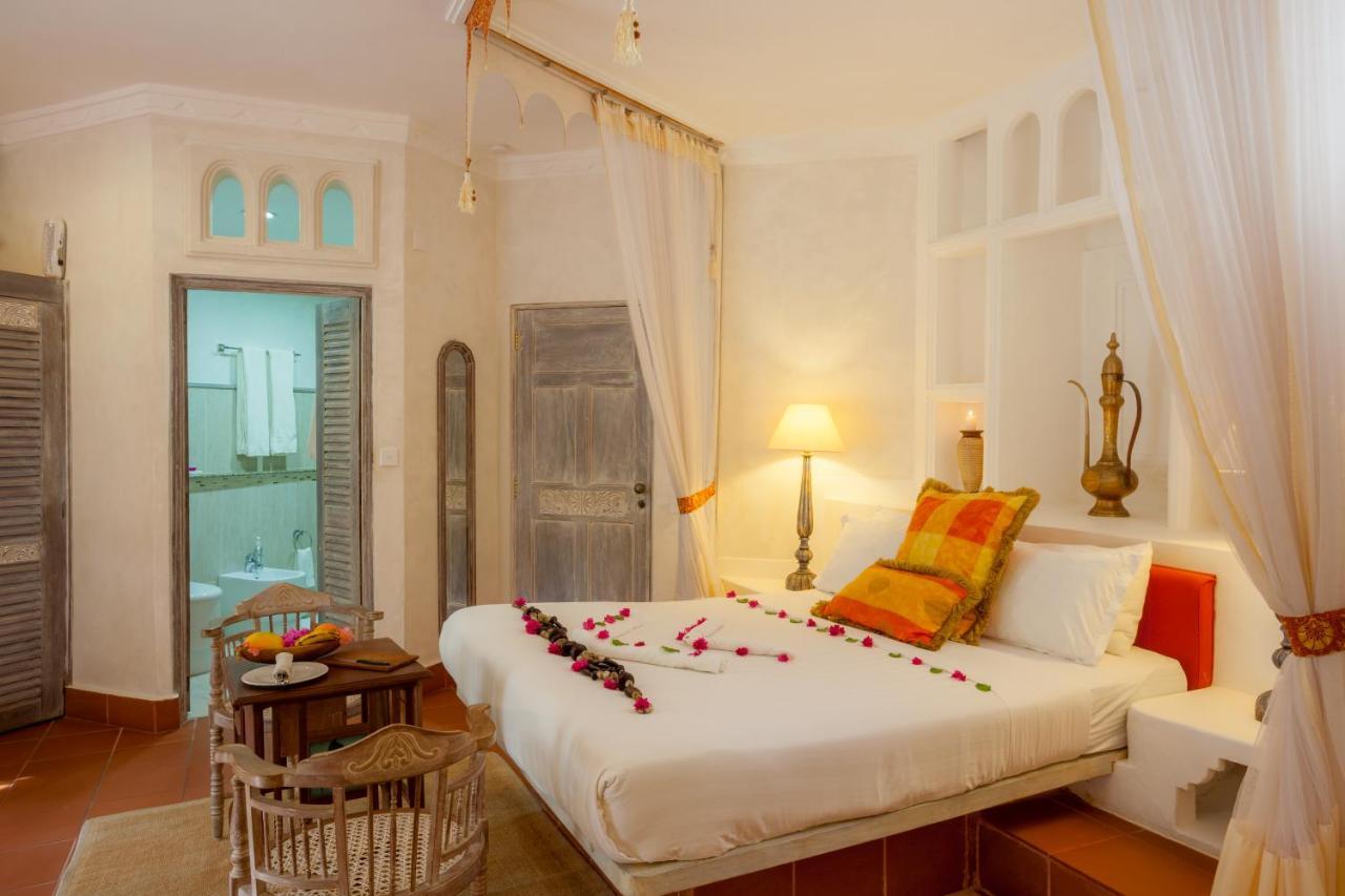 The Maji Beach Boutique Hotel -Adults Only Диани-Бич Экстерьер фото